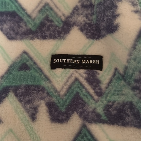 Men’s Southern Marsh fleece pullover - Picture 2 of 3